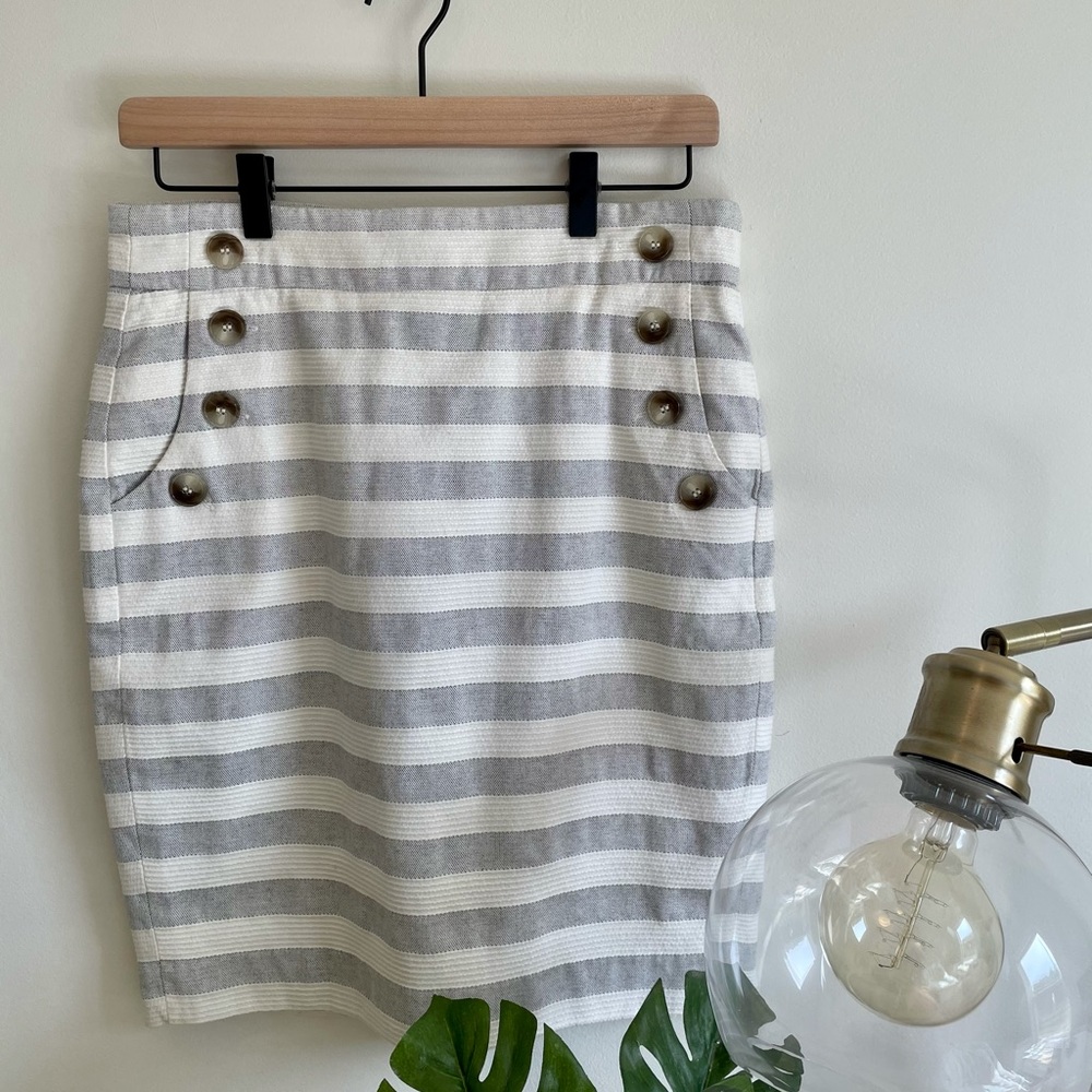 STRIPED LOFT PENCIL SKIRT WITH BUTTONS - Picture 1 of 4